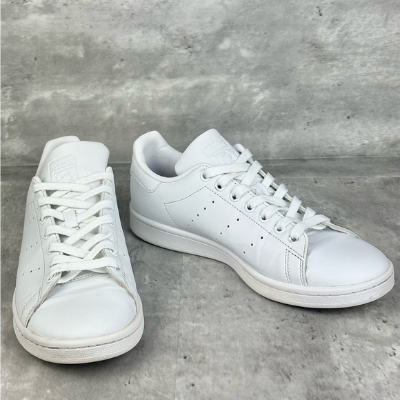Adidas White Stan Smith Sneaker Size 8 - Picture 2 of 9